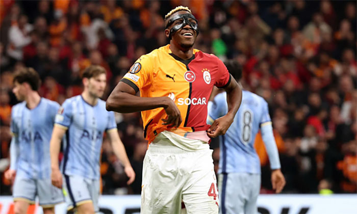 Galatasaray từ chối bán Osimhen cho Pháo THủ